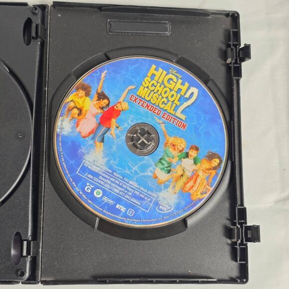 High School Musical Remix 2-Disc Special Edition [DVD] - Picture 3 of 4